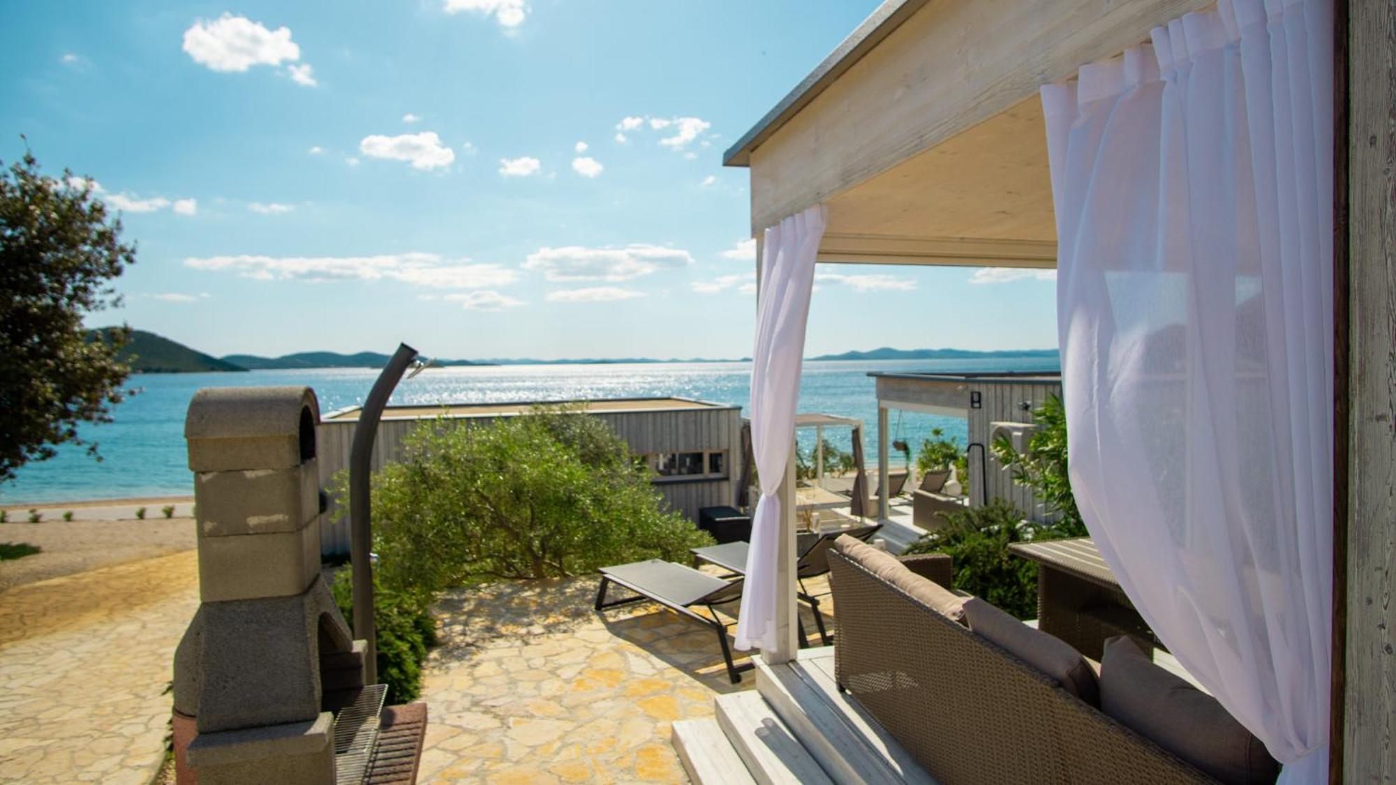 Buqez Vila Hajda 16 - Second Row Direct On The Beach دراغ المظهر الخارجي الصورة